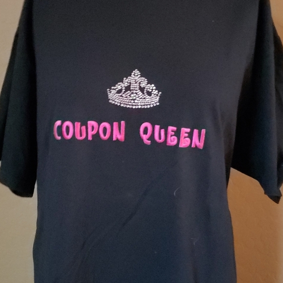 NWOT Coupon Queen T-shirt (0010) - Picture 2 of 4